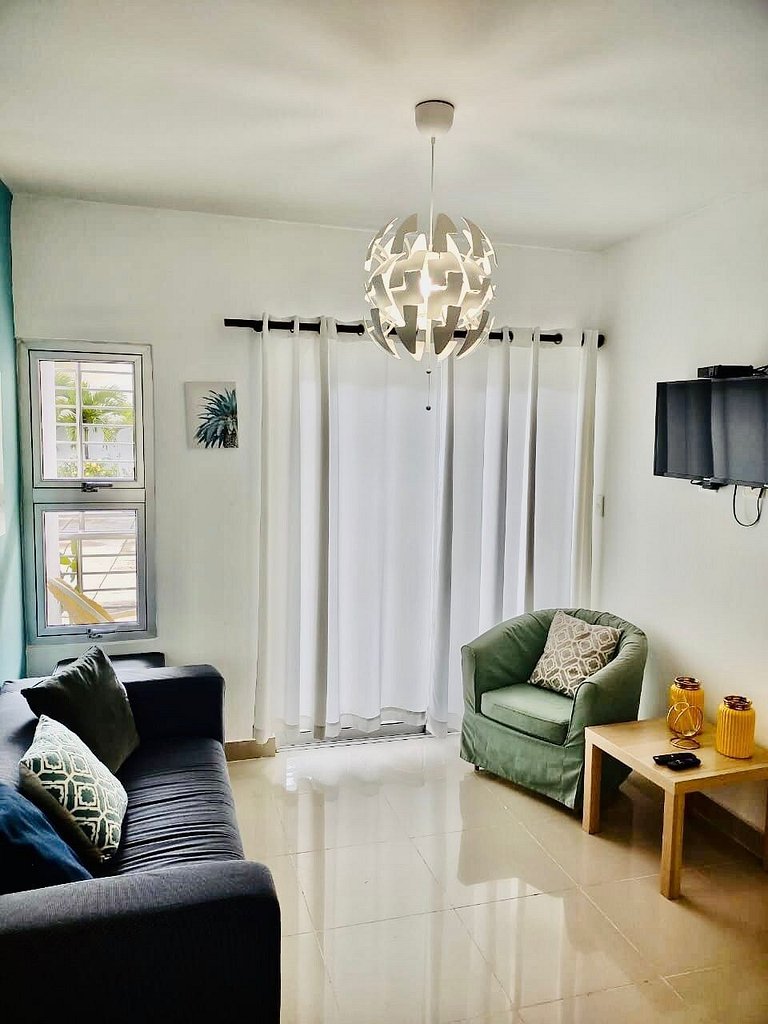 Comodas 3 Hab con AC, Wifi 1er nivel