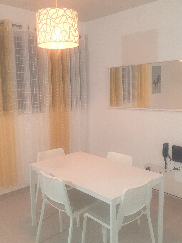 Comodas 3 Hab con AC, Wifi 1er nivel